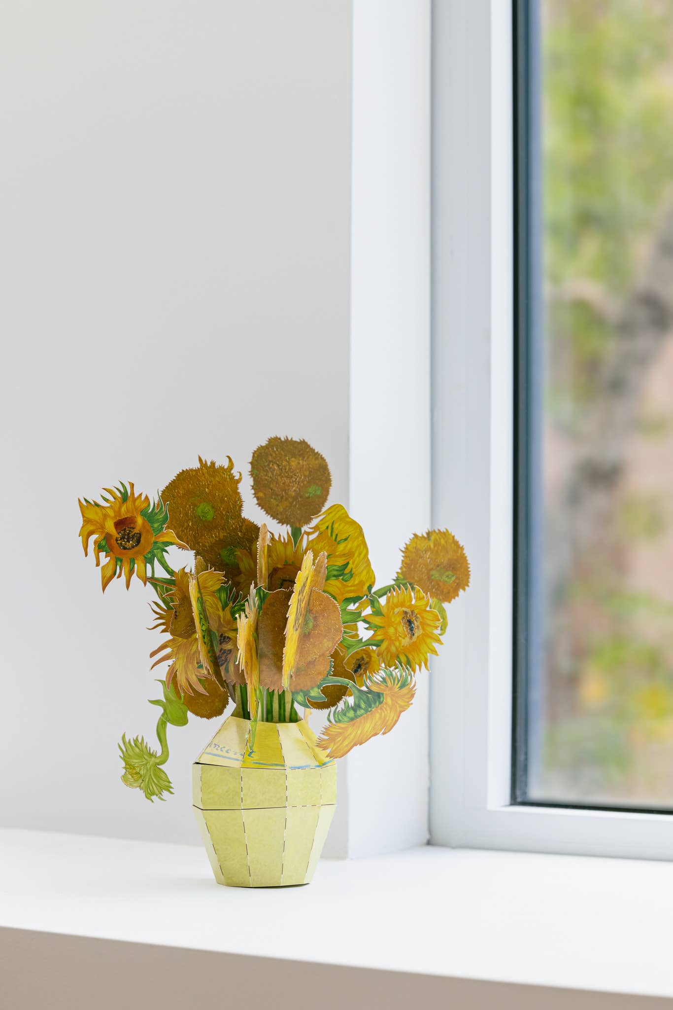 Vincent van Gogh - Sunflowers - Paper Bouquet